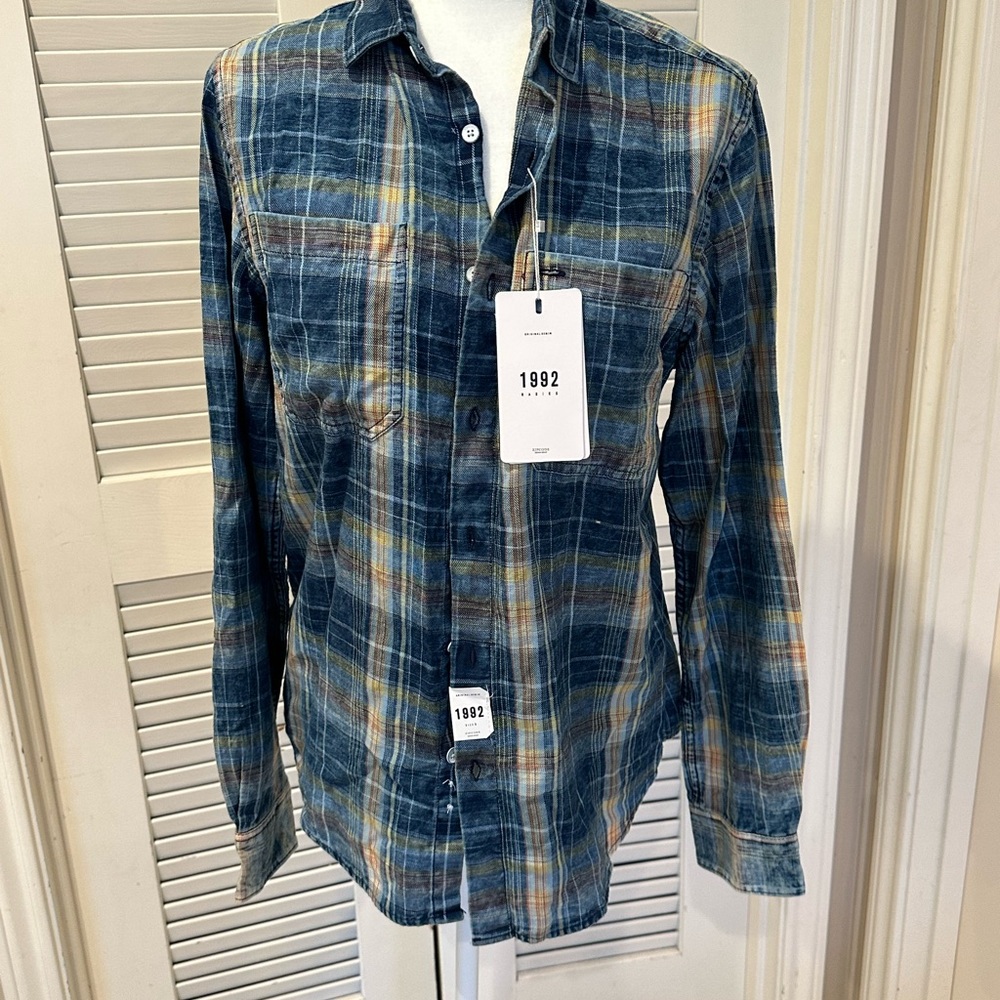 1992 button up men’s size small